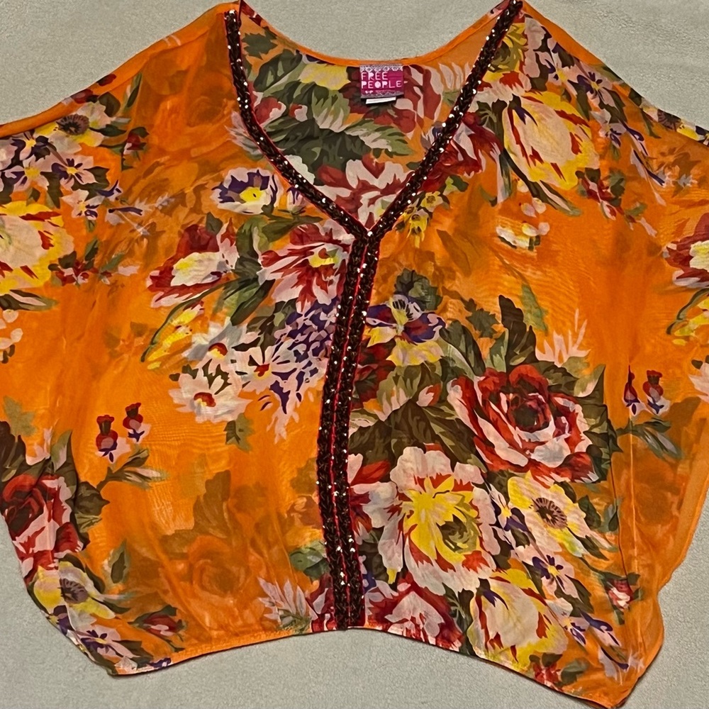 Free People sheet floral top. Small.